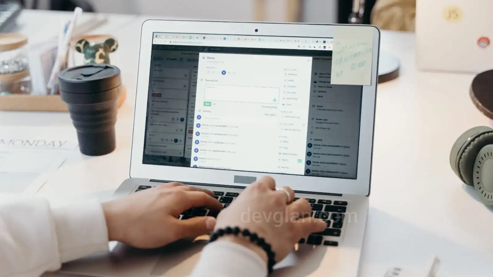 How Email Automation Triggers Work: A Practical Guide for Developers and Marketers thumbnail